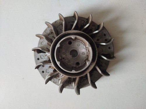 Volant magnetique pour - ,