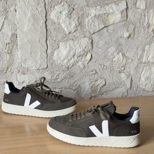 Veja V-12 B-Mesh Olive White