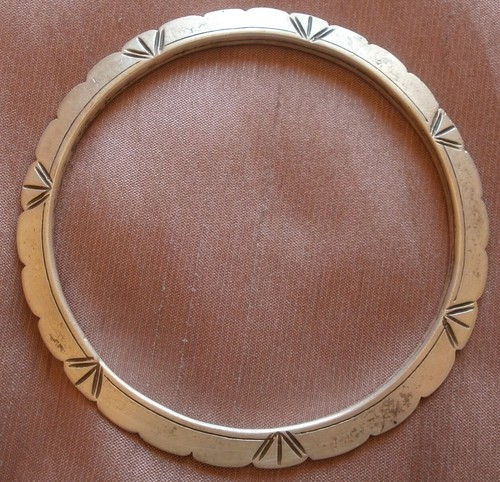 Bracelet jonc pointu - , en
