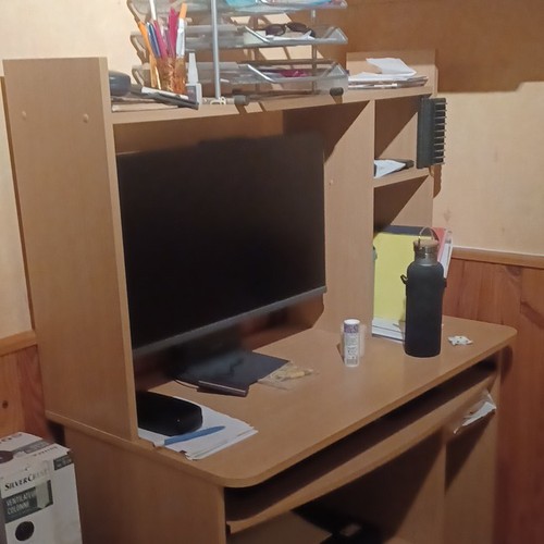 Bureau ordinateur marron - bureau,