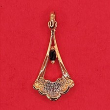 Pendentif vintage plaqué or