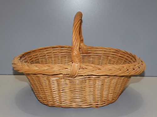 Joli ancien petit panier - -joli,