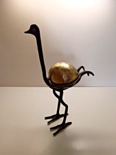 autruche en fer gorgé