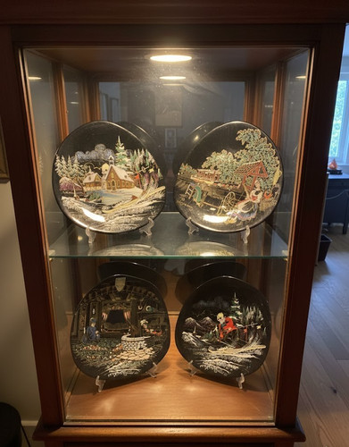 Assiettes anciennes - , en