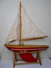 Jouet ancien bâteau voilier