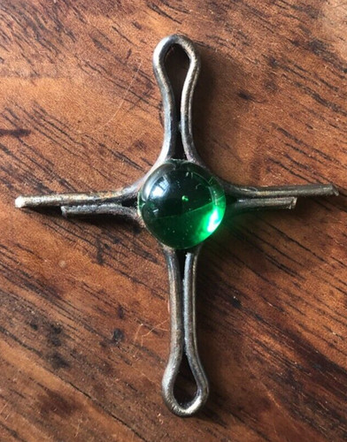 Ancien petit crucifix stylisé - petit,