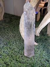 QUARTZ LEMURIEN HAUT DE 38 CM