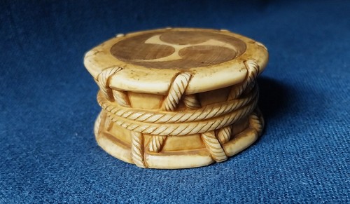 Beau netsuke - beau, (okimono?)