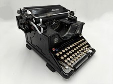 MACHINE A ECRIRE OLIVETTI M40