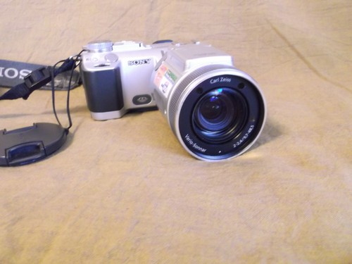 Sony dsc f717 cyber shot - sony, hqx