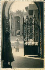 Suisse, Bellinzona, Portail, 1949, Vintage silver print Vintage silver print