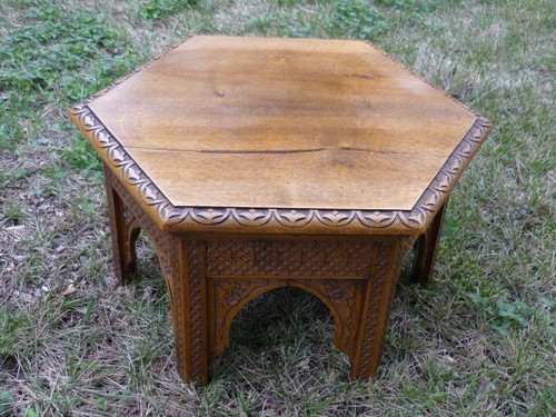 Ancienne table coloniale ecole