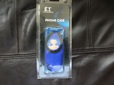 ET l'étui pour téléphone