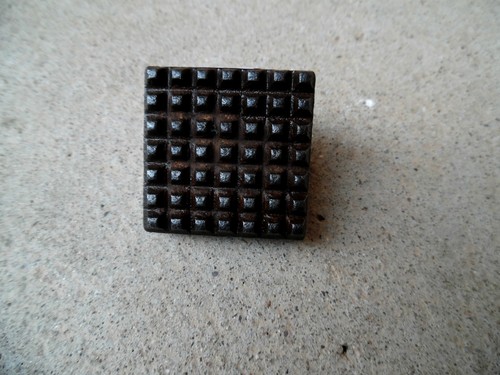 Old tool outil - ),