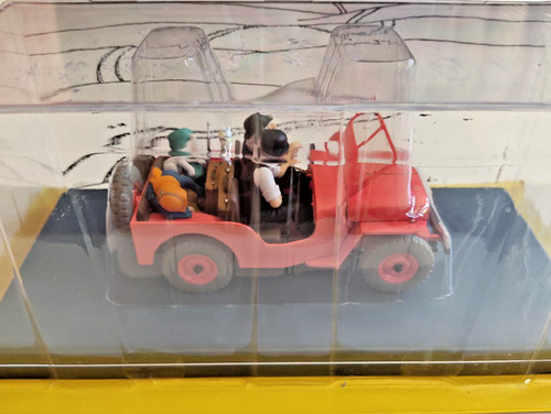 Tintin jeep rouge 24 - jeep,