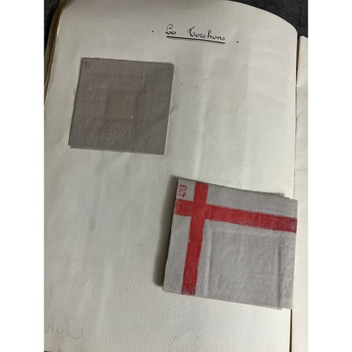 Manuscrit avec pliages cours - pliages,
