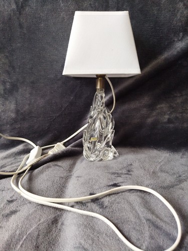 Pied lampe posé en - a,