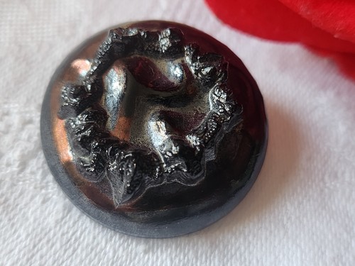 Gros bouton ancien - , verre