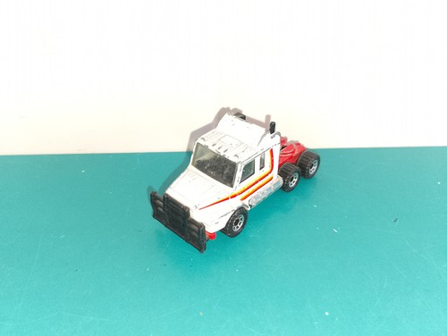 1705262 voiture matchbox - voiture, 1/90