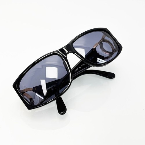 Chanel gold square - chanel,