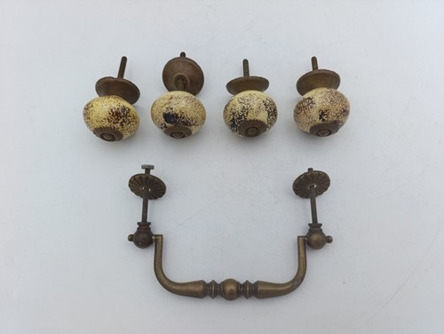 Lot boutons meuble - boutons,
