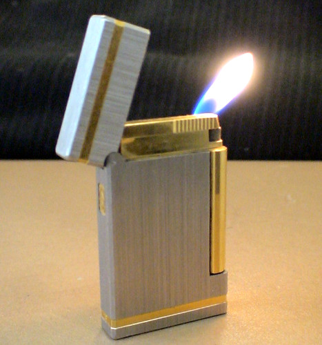 Briquet ancien toute 1er - ancien, le