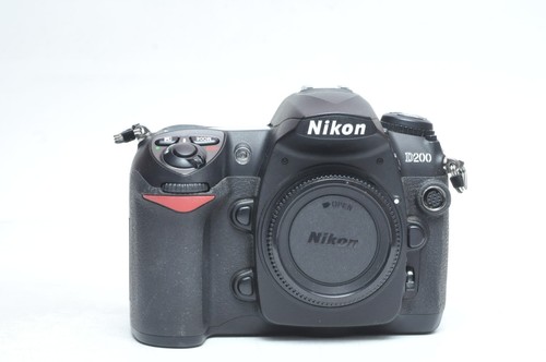 Nikon d200 2mp digital slr - 10.2mp,