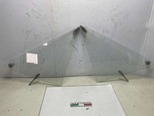 PAIR OF NEW BAFFLE GLASS Fiat 124 Coupe Second Series (OM1955)