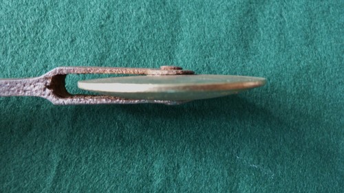 Outil ancien bronze fer forge - outil,