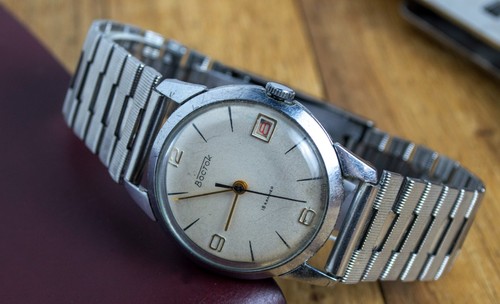 Wostok 2214 poignet montre - 2214,