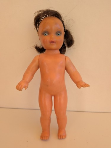 Ancienne petite poupée bella - ancienne,