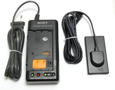 SONY AC S10 CHARGEUR SECTEUR OFFICIEL AVEC CABLE DE RACCORDEMENT POUR CAMESCOPE