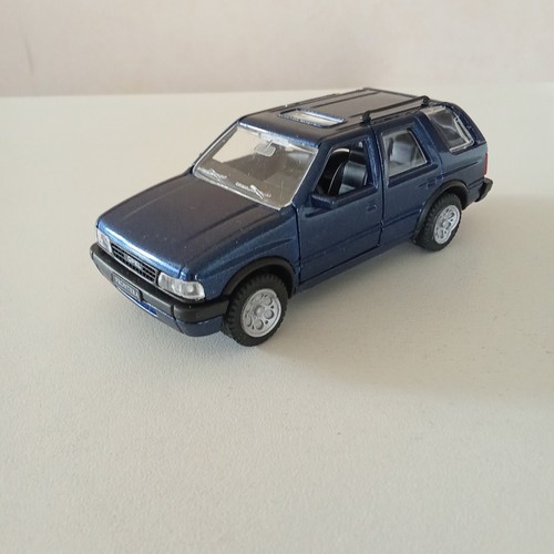 Gama opel frontera bleu - opel,