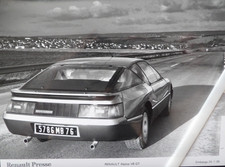 Photo Presse la nouvelle RENAULT Alpine V6 GT Embargo 24 / 1 /85  ref 34
