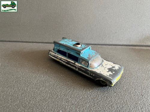 Ancienne voiture miniature - ancienne,