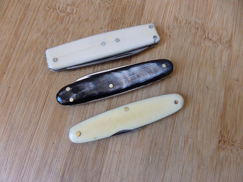 Lot anciens couteaux - , poche
