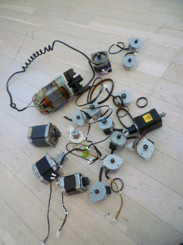 Lot moteurs electrique - lot,