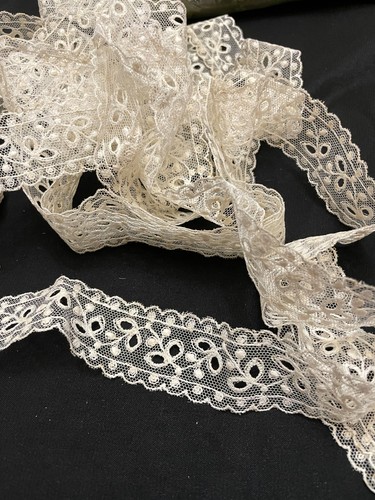 Dentelle ancienne