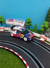 Voiture pour circuit Carrera