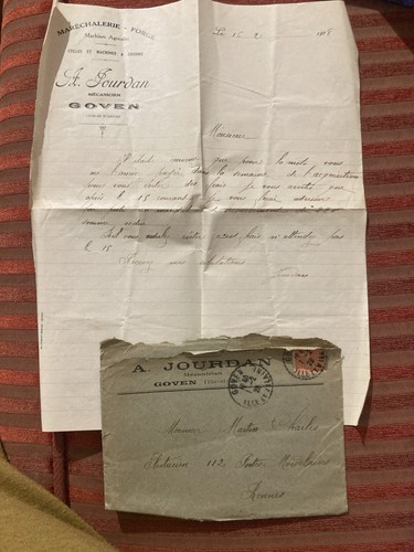 Lettre tete - lettre, a