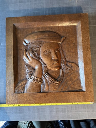 Panneau sculpté ancien - , en