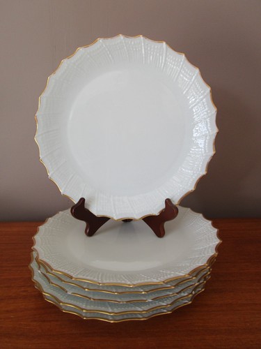 Assiettes plates blanches de - 6,