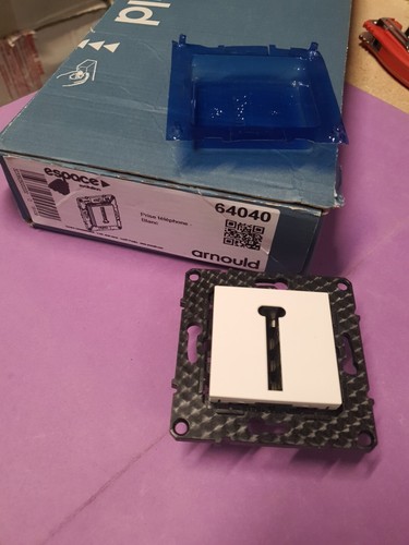 Arnould 64040 prise - 64040,