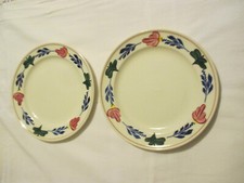 2 ASSIETTES PORCELAINE BOCH MODELE BOERENBONT