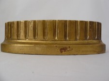 Base polygonale pour pendule