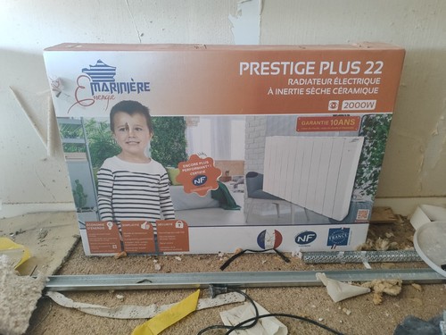 Radiateur électrique - , à