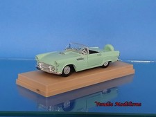 Voiture de collection  - Ford
