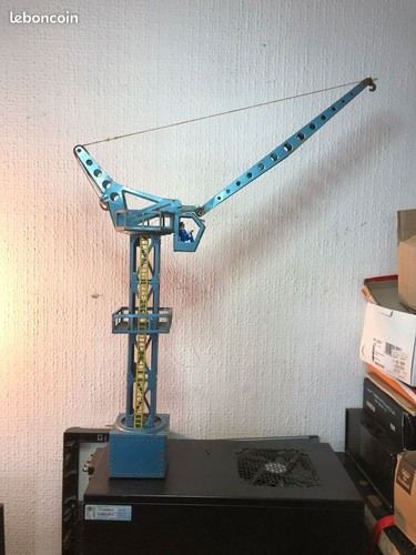 Grande grue portuaire joustra - grue,