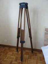 Ancien trépied de géomètre marque Slom