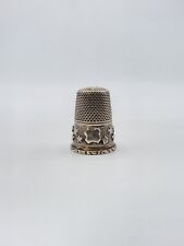 Dé à coudre en argent massif